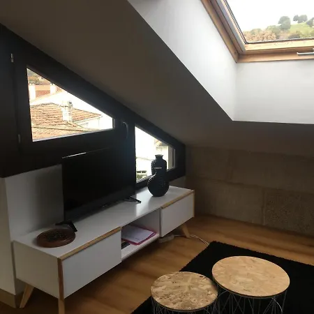 ático Lobariñas Appartamento *